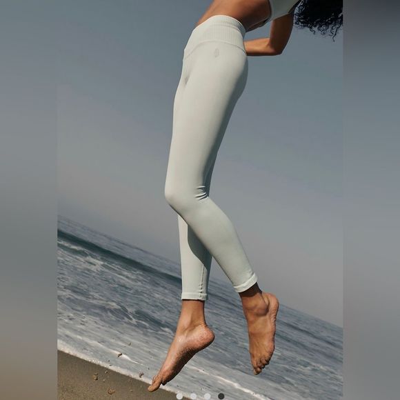Free People X The Class Hi Rise Leggings Set NWOT! Size XS/S - Picture 5 of 12